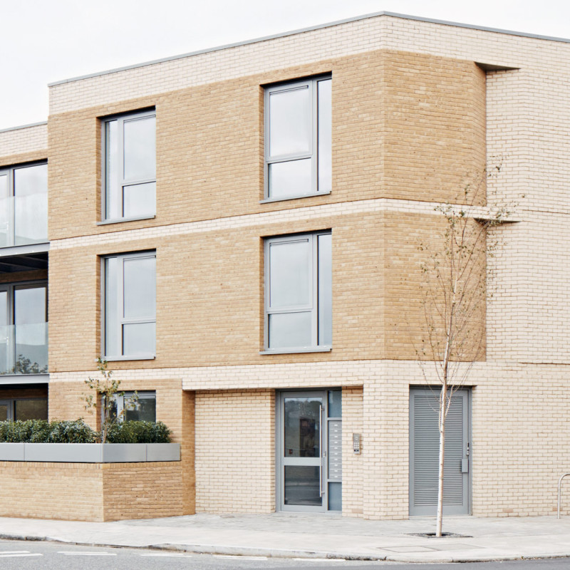 Glendon Main